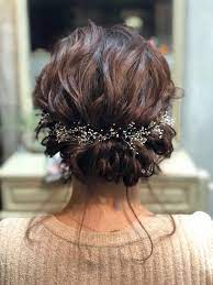2021年 結婚式お呼ばれ髪型決定版 ボブからロングまで人気ヘアアレンジをご紹介 みんなのウェディングニュース 結婚式 お呼ばれ 髪型 ヘアセット ロング ヘアアレンジ ロング 結婚式