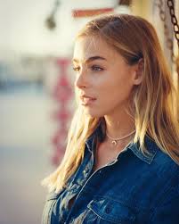 Liz Turner Daily (@lizturnerdaily)