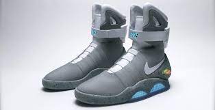 Nike vient d'annoncer la mise en vente prochaine des nike mag, les chaussures de retour vers le futur 2, équipée d'un système de fermeture automatique. ØºØ±ÙØ© Ø³ÙØ¹ Ø¬ÙØ±Ø¬ Ø¥ÙÙÙØª Chaussure Nike Back To The Future Dsvdedommel Com