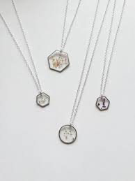 Birth Month Flower Necklace Etsy Birth Month Flower Necklace Etsy In 2020 Birth Month Flowers Month Flowers Birthday Month Flowers