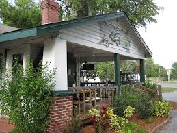 Peace River Seafood In Punta Gorda Florida Is The Epitome Of Fresh Florida Seafood Have To Check This Out Punta Gorda Florida Florida Holiday Florida Escapes