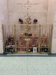 He has been married to jane choi since november 21, 1997. Aaliyah Baby Girl Crypt Ferncliff Cemetery Cemeteryporn