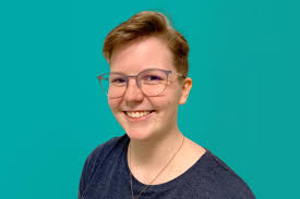 Meet Dan Callahan: Graphic Design Major and Moore's 2024 Valedictorian!  🌟🎓 We talked with Callahan about what it felt like to find out they were  this year's valedictorian, as well as their