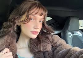 Rosalie R Schraivogel"