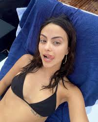 Camila Mendes : rCelebrityShorties