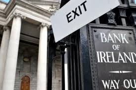 Aperti il sabato mattina e, molti uffici, anche il pomeriggio. Banche Irlandando It