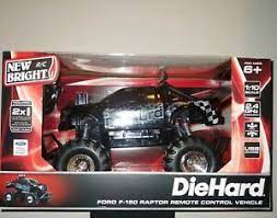 The amazing 1:10 scale makes playing with this radio controlled truck very realistic, while added. New Bright R C Diehard Ford F 150 Raptor Remote Control Vehicle Batteries Inclu 50211108811 Ebay