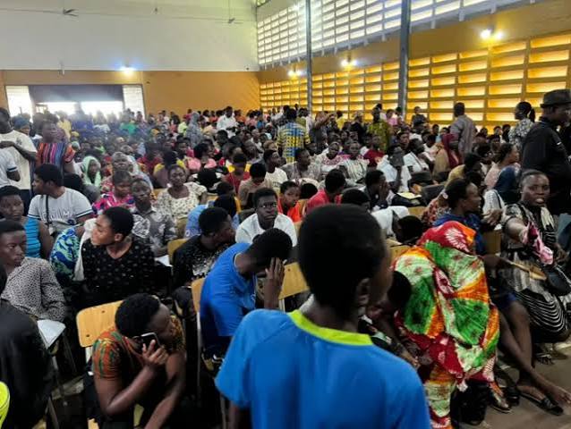 Over 50% of 53,000 unplaced JHS graduates complete self-placement – Education Ministry - Adomonline.com