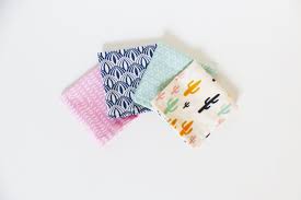 Lot De 4 Mouchoirs Lavables En Tissu 22 Cm X 22 Cm Coton Oekotex Zero Dechet Idee De Cadeau Mouchoirs Bebe Par Zigetzagshop Sur Etsy Etsy