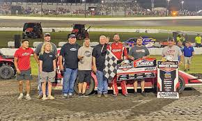 Wheeler tames Wolff in Arrowhead ARMS debut