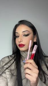 Mary Jo K 402 ❤️@Kylie Cosmetics