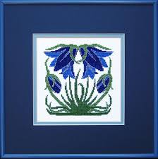 13 cm x 14,5 cm finished pillow size: Motawi Ladybell Cross Stitch
