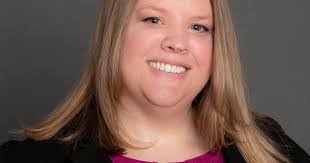 Stephanie Kemp's Instagram, Twitter & Facebook