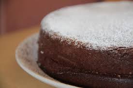 Gateau A La Mousse Au Chocolat Les Petits Plats De Patchouka Gateau Mousse Chocolat Mousse Au Chocolat Recette Gateau
