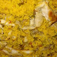 Easy Chicken And Yellow Rice Recipe In 2020 Chicken And Yellow Rice Yellow Rice Recipes Easy Rice Recipes