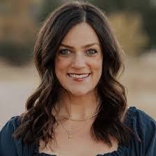 Jenna Spahn's Instagram, Twitter & Facebook