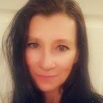 Amber Collyer's Instagram, Twitter & Facebook