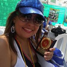 claudia paez s (@clopasa)