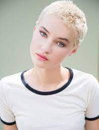 Coupe cheveux courts blonds coupes et coiffures. Epingle Sur Coiffures