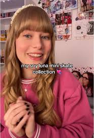 soy libre, soy yo, soy luna! #soyluna #disneychannel #karolsevilla #disney  #rollerskating #fyp