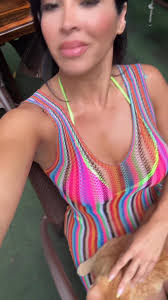 She will always have a little bit of gangster under her crown 👸🏽😎  https://link.me/jessicaiguerra2