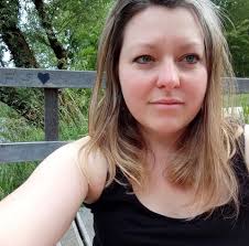 Vanessa Millington's Instagram, Twitter & Facebook