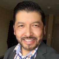 50+ perfiles de «Vicente Roque»