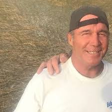 Randy Hutto's Instagram, Twitter & Facebook