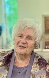 Brunette Black, Bernice