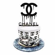 Upscale Dough S Chanel Drip Cake Chanel Cake Cake Drip Cakes