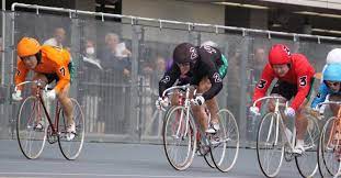 It's a gambling sport, so the money the racers make depends on the bets made by keirin fans. Japanese Keirin Specialist Entering Rhc Bk10 Fixed Gear Crit