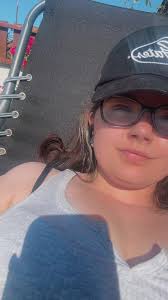 Becca Benson (@beccaep82)