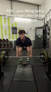 Should You Wear A Weightlifting Belt When You Lift? | The Art Of Manliness