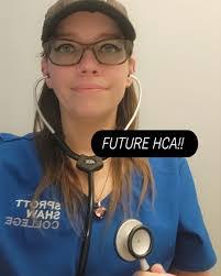 Edd Ross's Instagram, Twitter & Facebook