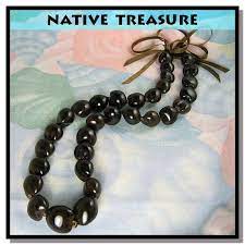 Native Treasure Brown Kukui Nut Necklace Etsy Kukui Nut Etsy Jewelry Kukui