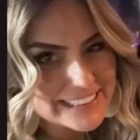 60+ "Débora Elias" profiles