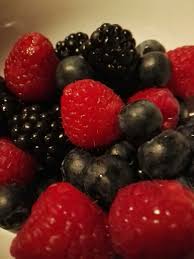 Pin By Zoltan On Frutti Rossi Fruit Raspberry Food