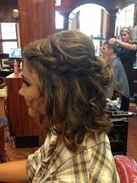 29 stunning prom hairstyles easy enough to do at home. 20 Best Prom Hairstyles For Short Hair 2020 Short Hair Models