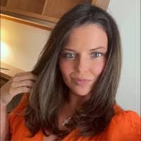 Amber Mcwha's Instagram, Twitter & Facebook