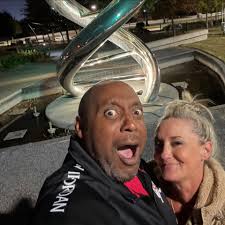 Can a tennis court in Appling be resurfaced for pickleball?