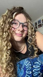 yay for hair!!!!! #curls #curlyhair #blonde