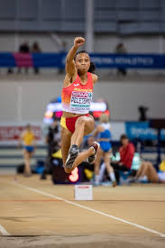 Erste internationale erfahrungen sammelte ana peleteiro bei den jugendweltmeisterschaften 2011 nahe lille, bei denen sie mit 12,92 m die bronzemedaille gewann.anschließend siegte sie beim europäischen olympischen jugendfestival in trabzon mit einer weite von 13,17 m. Ana Peleteiro Wallpapers Hd Images Select And Download Wallpaper For Windows And Android Biblifo