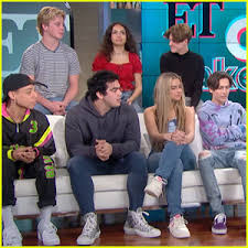 Here S What It Takes To Join The Hype House Addison Easterling Chase Hudson Hype House Larrayox Thomas Petrou Tiktok Just Jared Jr