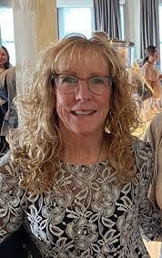 Diane Forsythe's Instagram, Twitter & Facebook