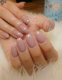 Rose Beige Nails Acrylic Nails For Young Rose Beige Nails Acrylic Nails Beige Bridalnai Beige Nails Shellac Nail Designs Bridesmaids Nails