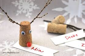 Christmas cards are one of the oldest traditions of the holiday season. Reindeer Place Cards Everyday Dishes Diy