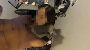 素人】個室でエッチ。バレないように彼氏と♡ いっぱいイっちゃった… ハメ撮り生SEXバック生ハメ - Pornhub.com