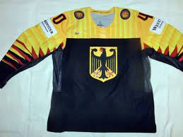 Folgende trikots bereits sofort versandfertig: Wm 2018 Gameworn Eishockey Trikot Schwarz 92 Marcel Noebels Eur 325 00