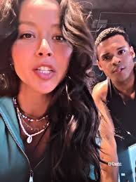 Is Dereic Augustine Married