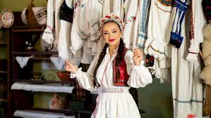 Recent, vlăduța lupău fusese invitată să intre în direct în emisiunea acces direct, moderată de mirela vaida. Ce Studii Complexe Are La BazÄƒ CantÄƒreaÈ›a VlÄƒduÈ›a LupÄƒu È™i Cu Ce BÄƒrbat Celebru Este CÄƒsÄƒtoritÄƒ